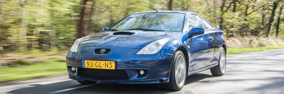 Toyota-World-Still-Going-Strong-Toyota-Celica-Hero-exterieur-driekwart-rechtsvoor-dlrsts